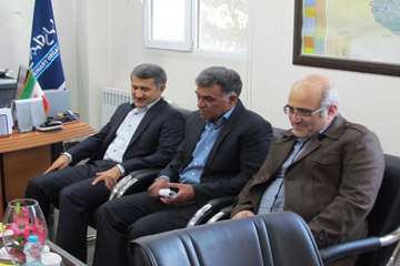 دیدار مهندس رضایی نژاد مدیر کل امور اداری، رفاه و پشتیبانی سازمان دامپزشکی کشور با مدیر کل و کارمندا